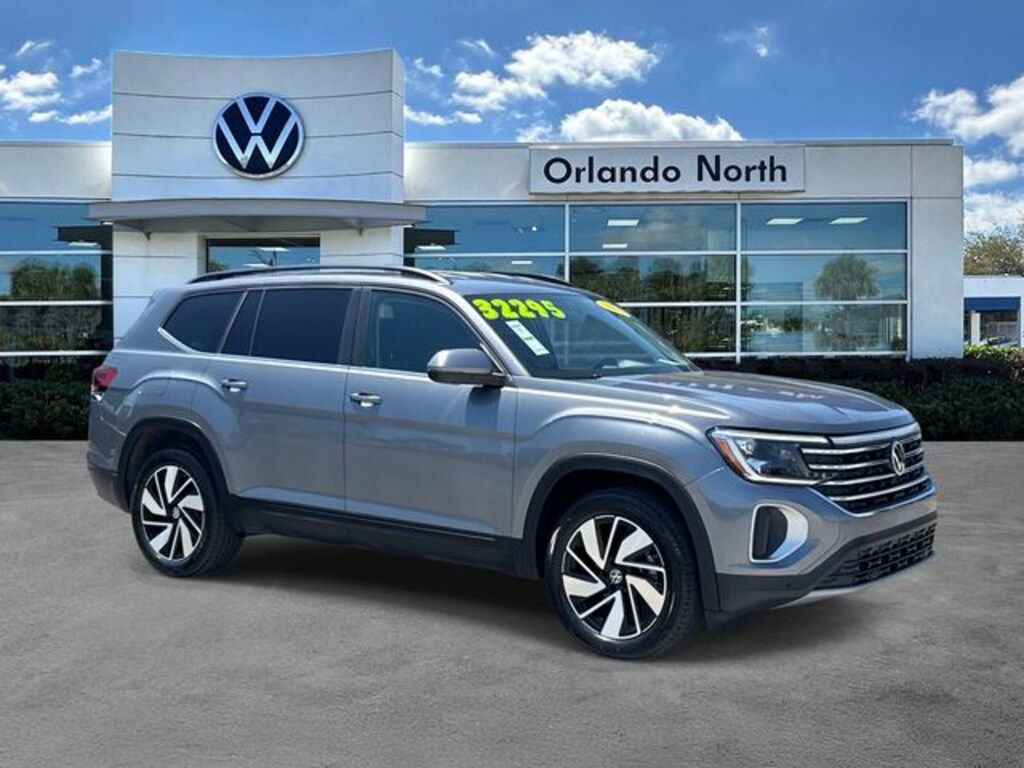 Used 2025 Volkswagen Atlas 2.0T SE w/Technology SUV