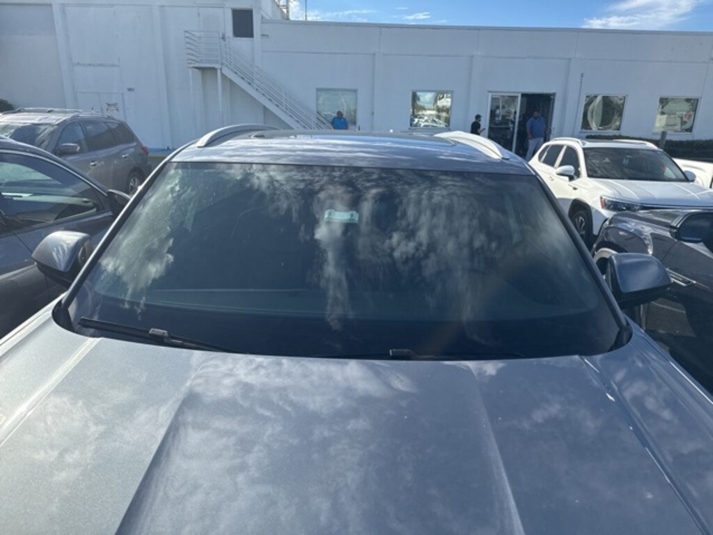 Used 2023 Volkswagen Atlas Cross Sport 3.6L V6 SE w/Technology SUV