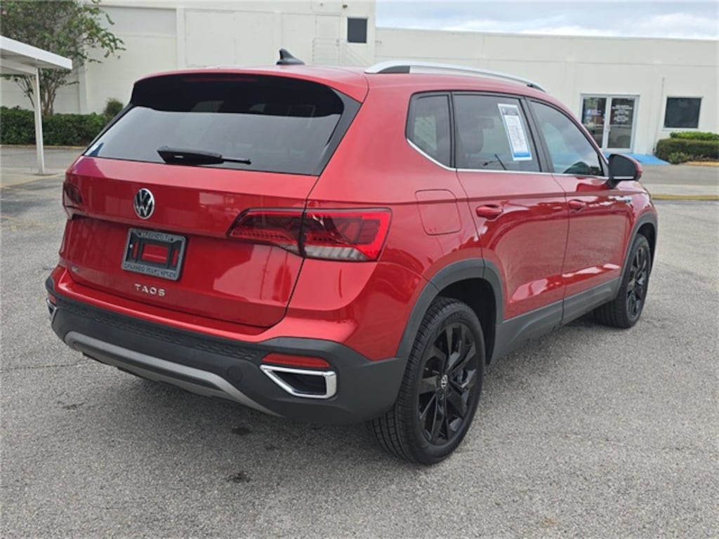 Used 2022 Volkswagen Taos 1.5T SE SUV