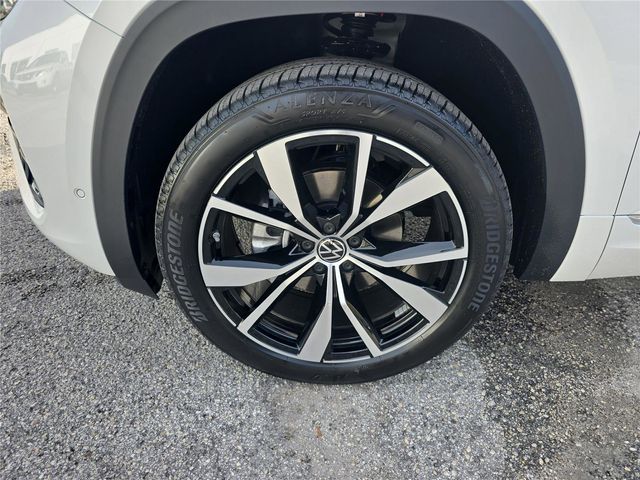 2026 Volkswagen Atlas SEL Premium R-Line - Photo 9