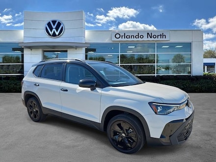 2026 Volkswagen Taos 1.5T SE Black SUV