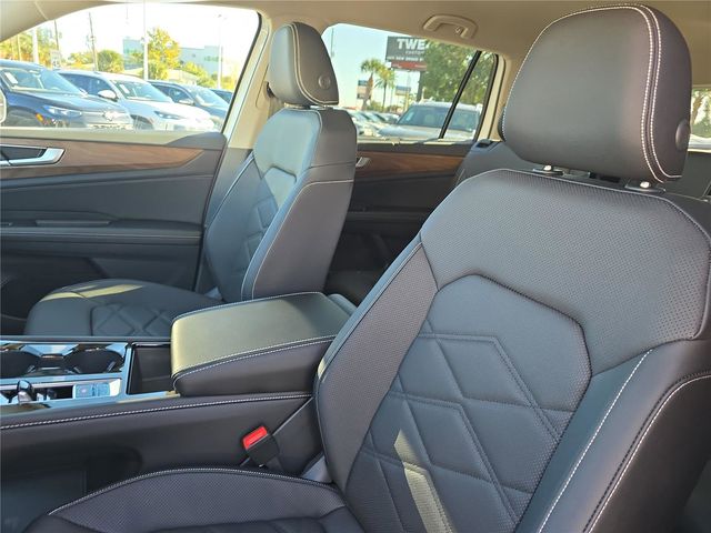 2026 Volkswagen Atlas SE w/Tech - Photo 17