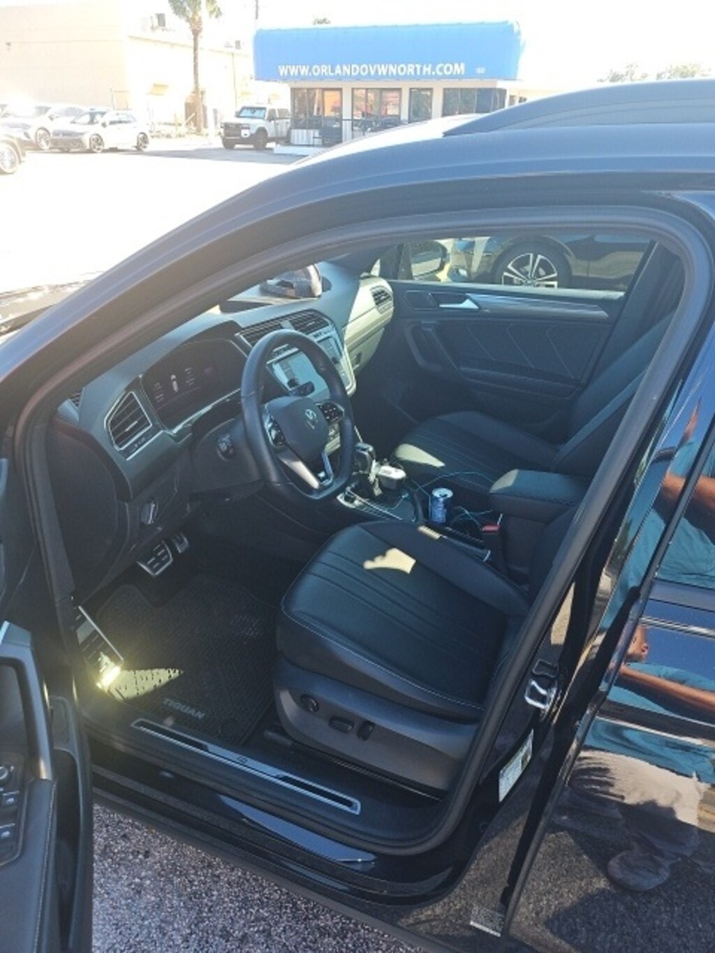 Used 2024 Volkswagen Tiguan 2.0T SE R-Line Black SUV