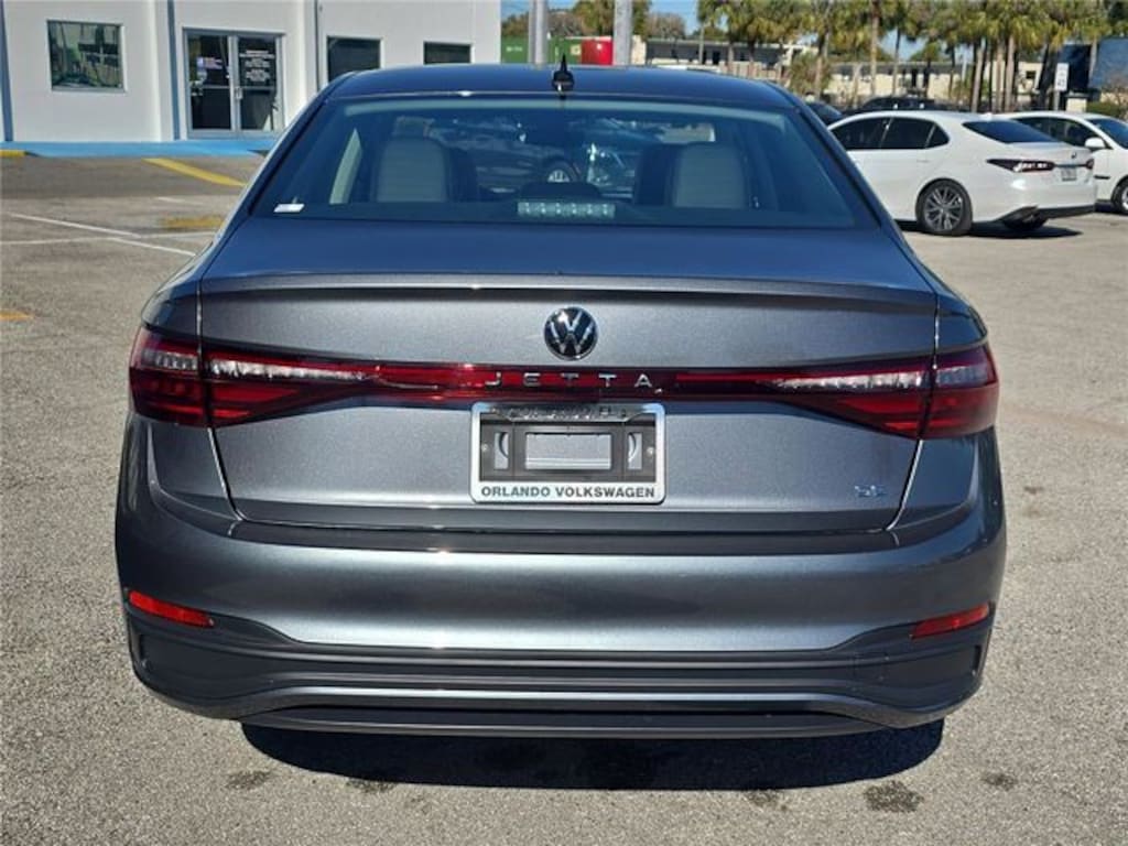 New 2026 Volkswagen Jetta 1.5T SE Sedan