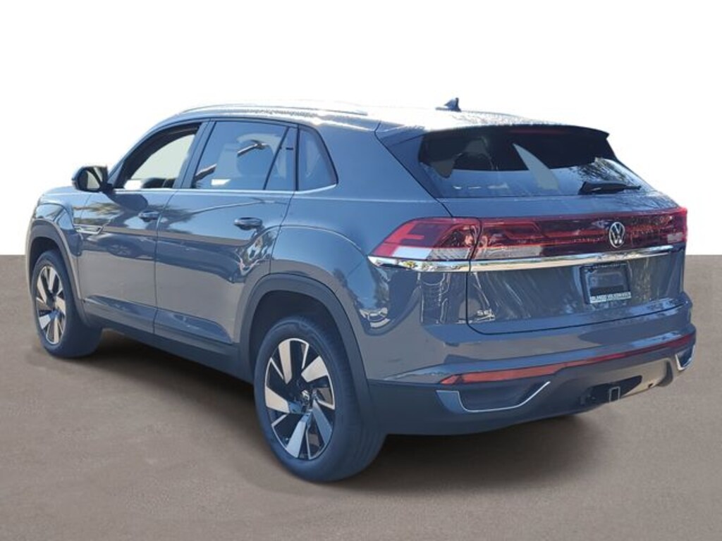 New 2026 Volkswagen Atlas Cross Sport 2.0T SE w/Technology SUV