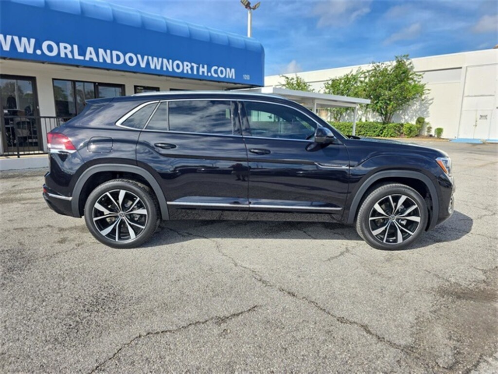 New 2025 Volkswagen Atlas Cross Sport 2.0T SEL Premium R-Line SUV