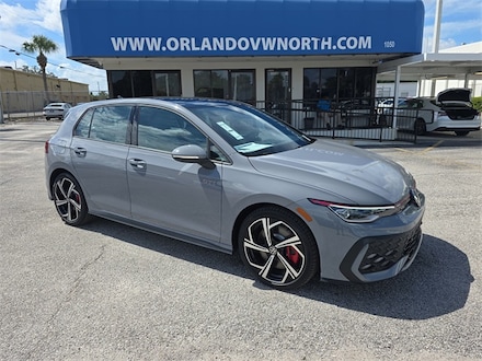 2025 Volkswagen Golf GTI 2.0T SE Hatchback