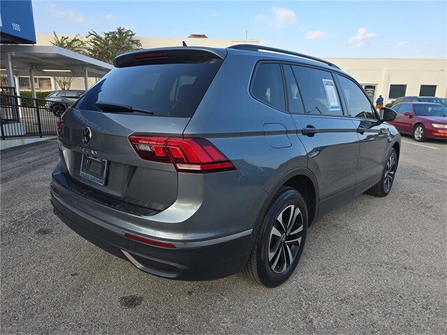 2023 Volkswagen Tiguan S photo 3