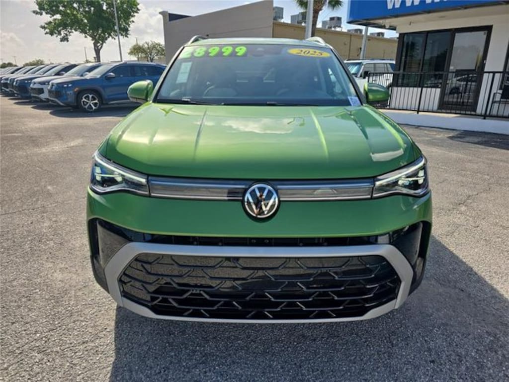 Used 2025 Volkswagen Taos 1.5T SEL SUV