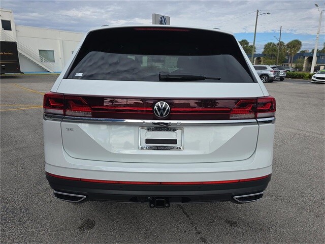 2026 Volkswagen Atlas SE Technology photo 3