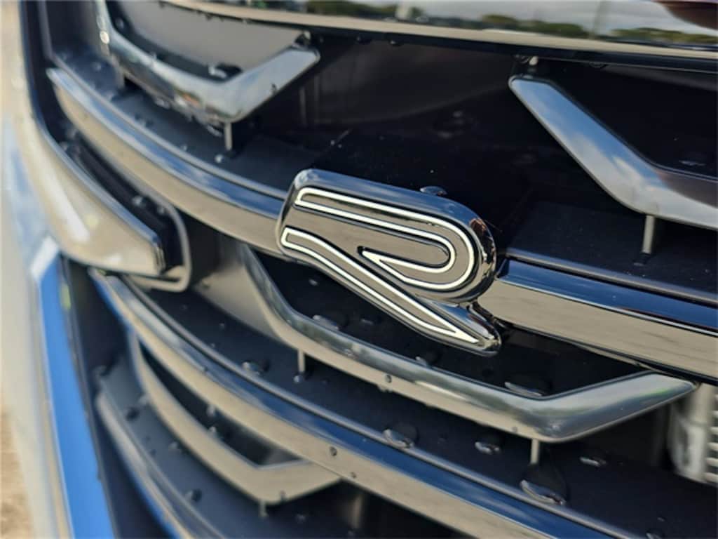 New 2026 Volkswagen Atlas Cross Sport 2.0T SEL Premium R-Line SUV