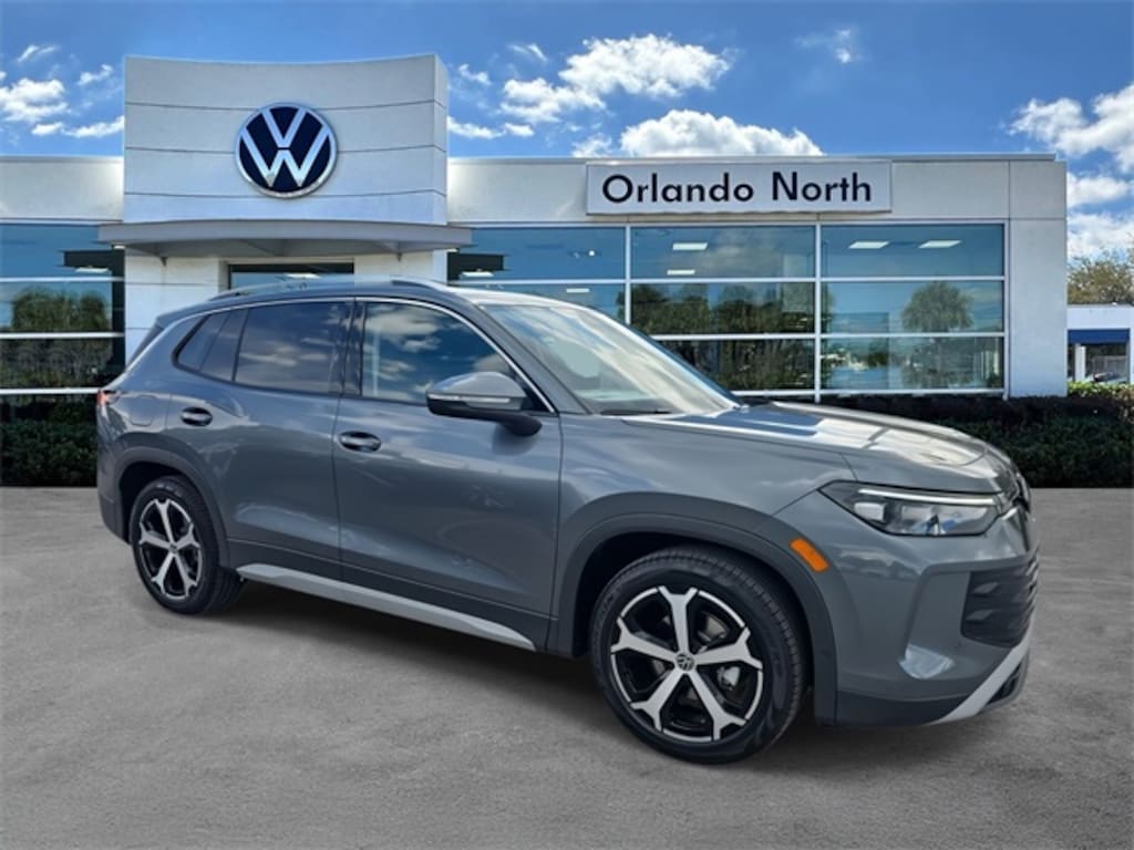 New 2025 Volkswagen Tiguan 2.0T SE SUV