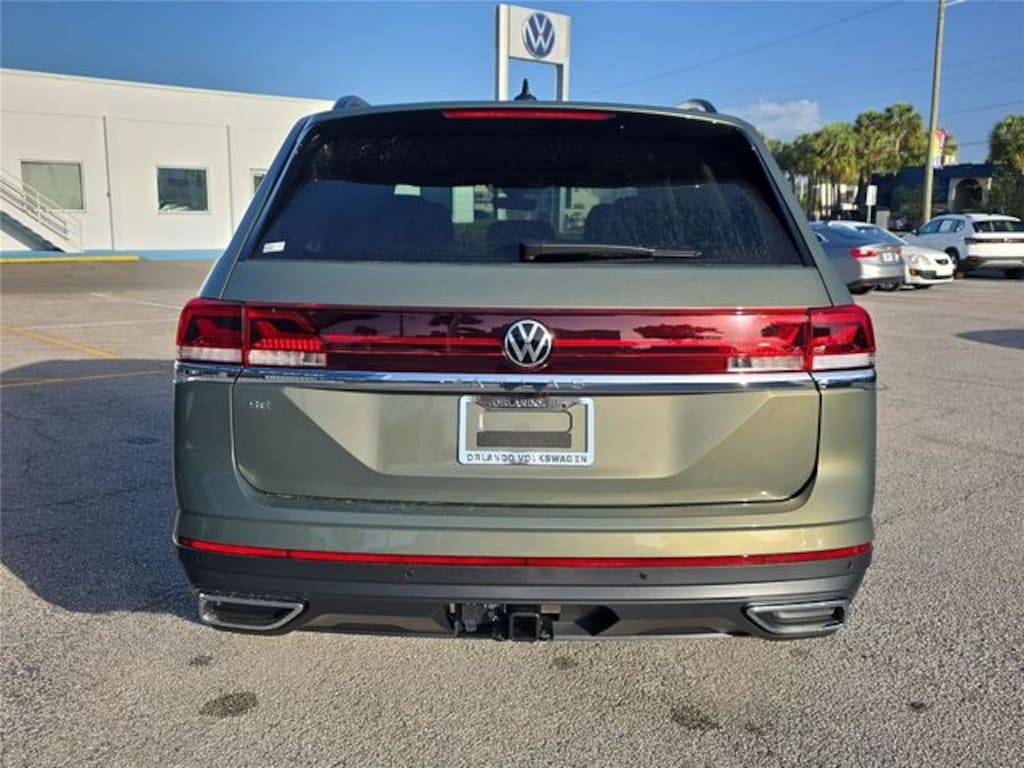 New 2026 Volkswagen Atlas 2.0T SE w/Technology SUV
