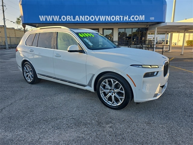 2025 BMW X7 40i's photo