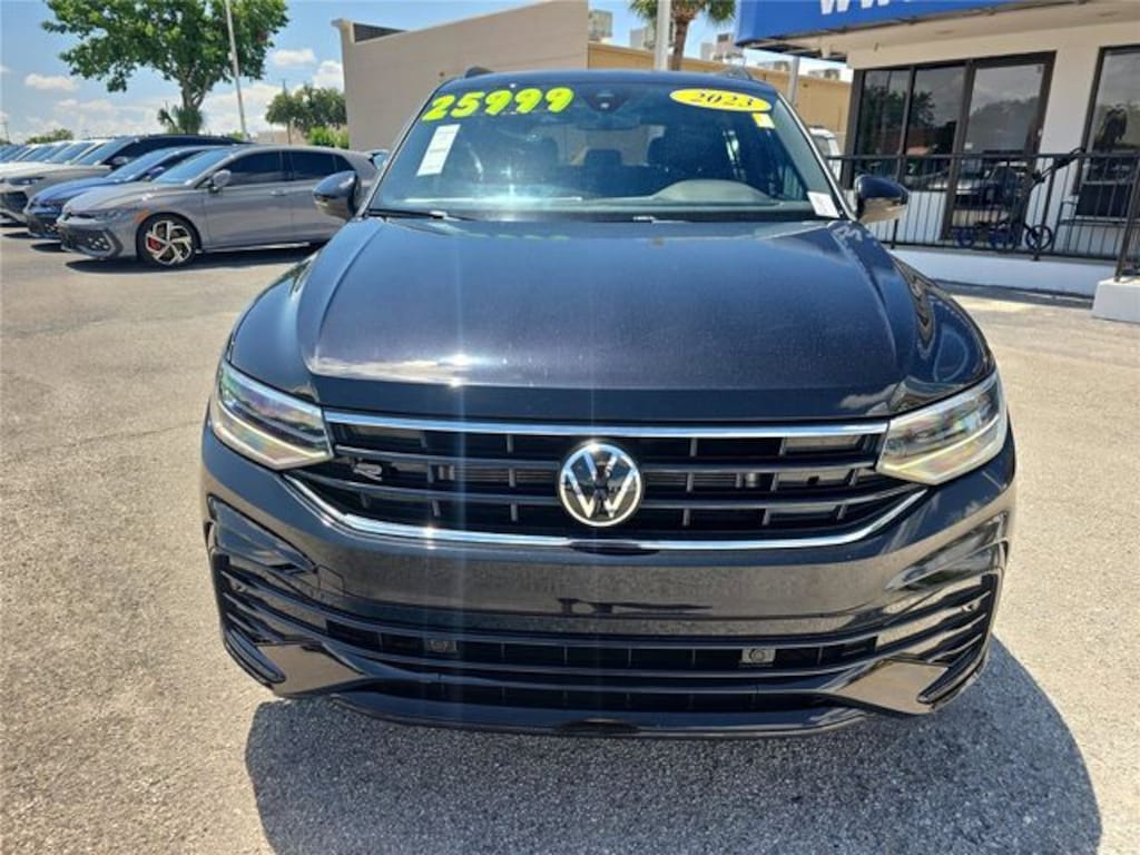 Used 2023 Volkswagen Tiguan 2.0T SE R-Line Black SUV