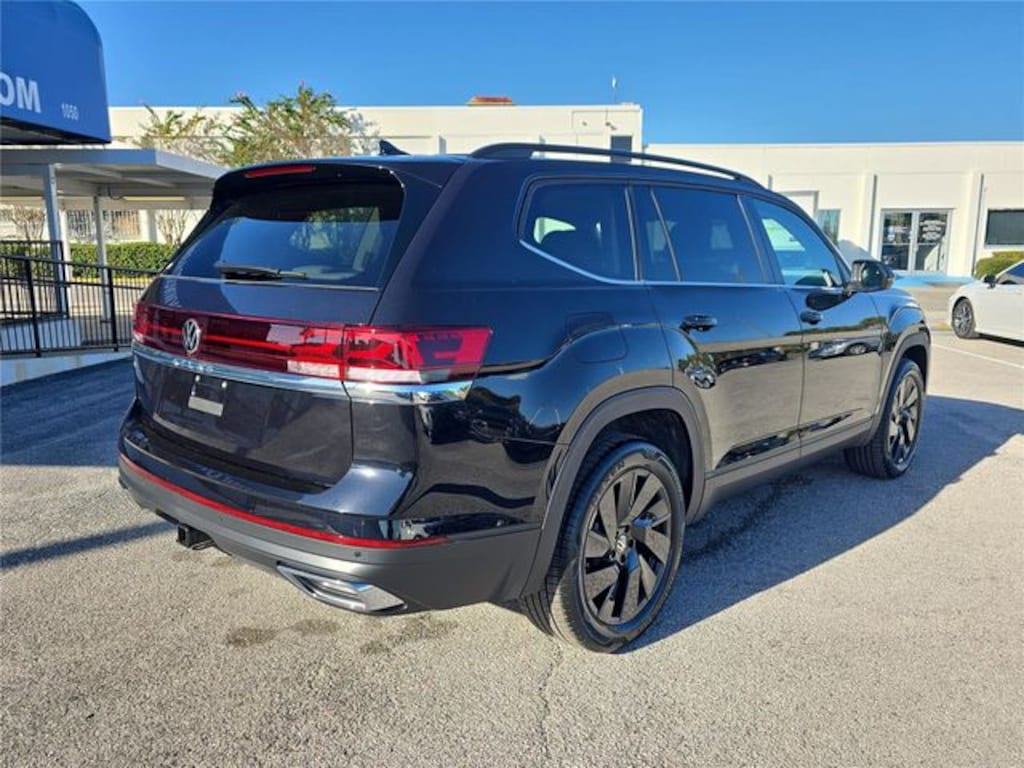 New 2026 Volkswagen Atlas 2.0T SE w/Technology SUV