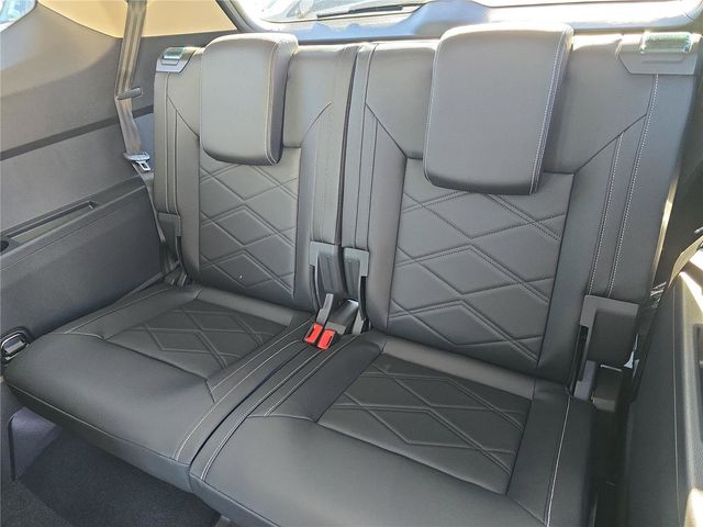 2026 Volkswagen Atlas SE w/Tech - Photo 11