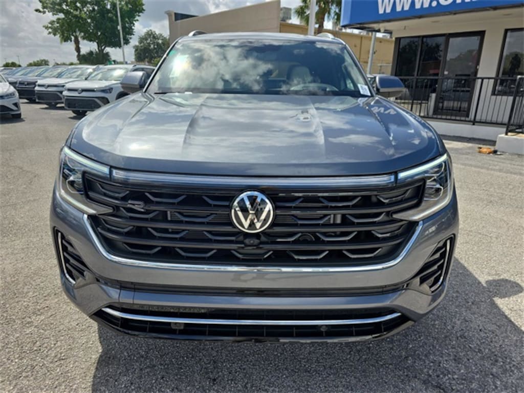 New 2025 Volkswagen Atlas Cross Sport 2.0T SEL Premium R-Line SUV