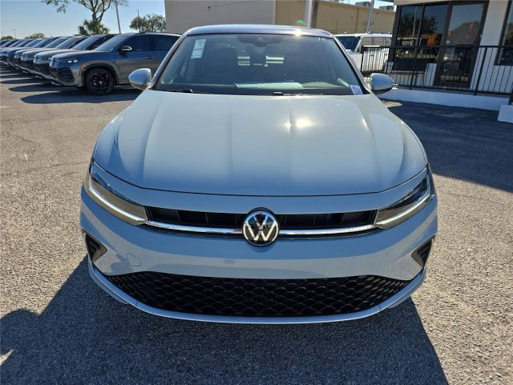 New 2026 Volkswagen Jetta 1.5T SE Sedan