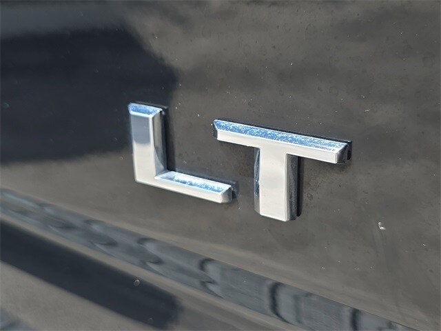 2020 Chevrolet Silverado 1500 LT photo 4