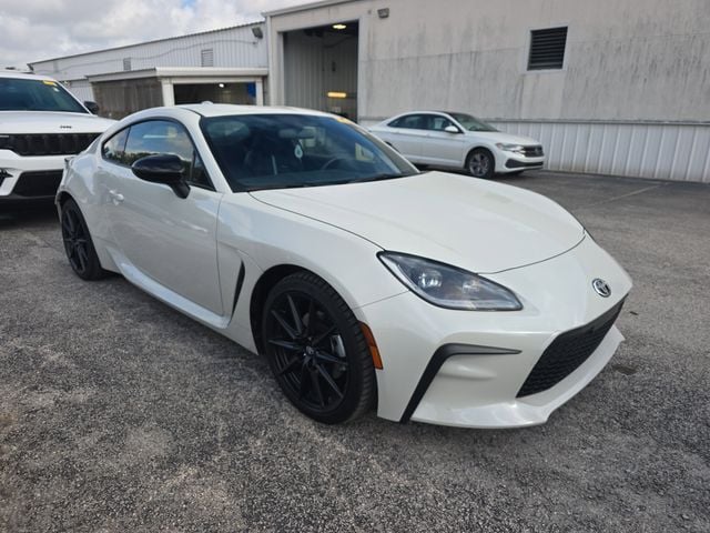 2025 Toyota GR86