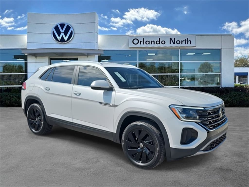 New 2026 Volkswagen Atlas Cross Sport 2.0T SE w/Technology SUV