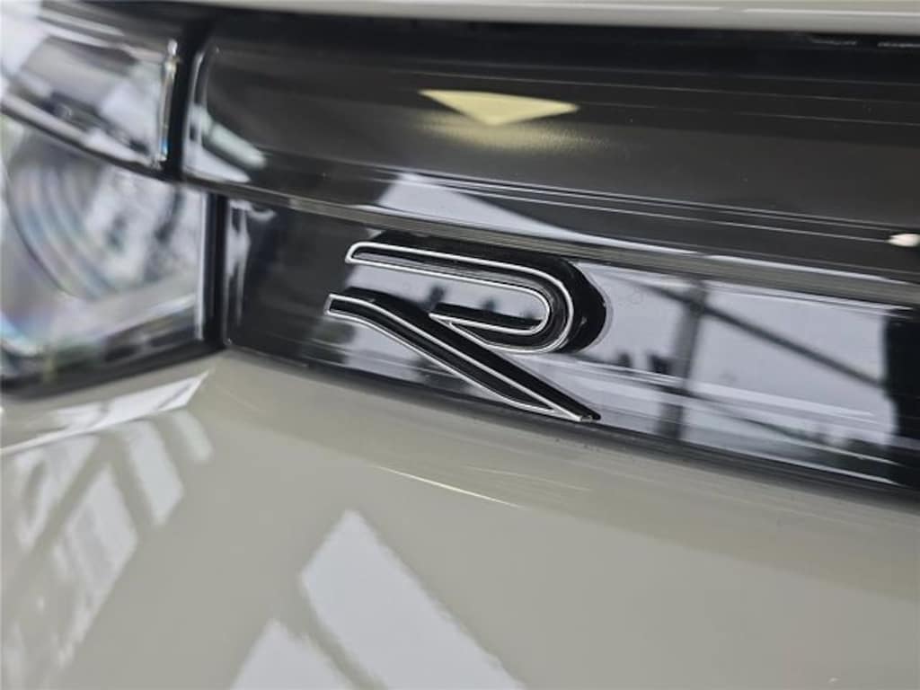 New 2026 Volkswagen Tiguan 2.0T SE R-Line Black SUV