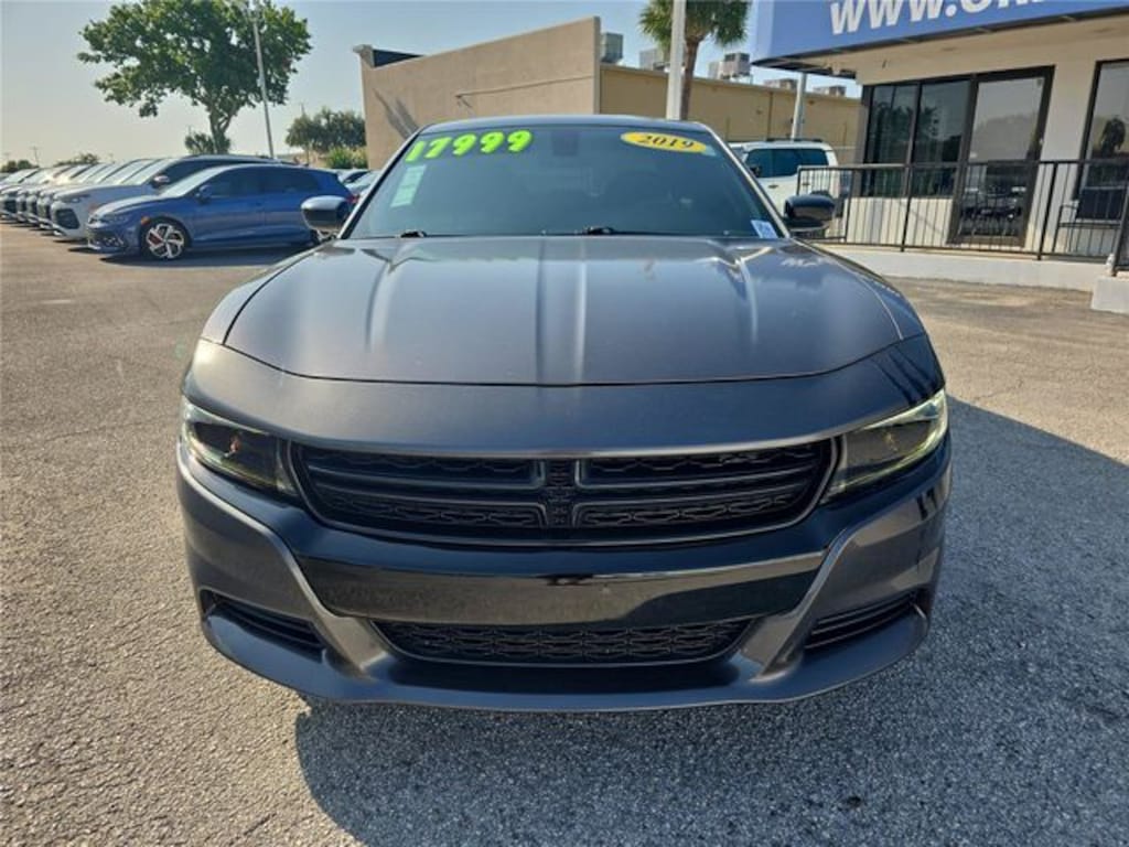 Used 2019 Dodge Charger SXT Sedan