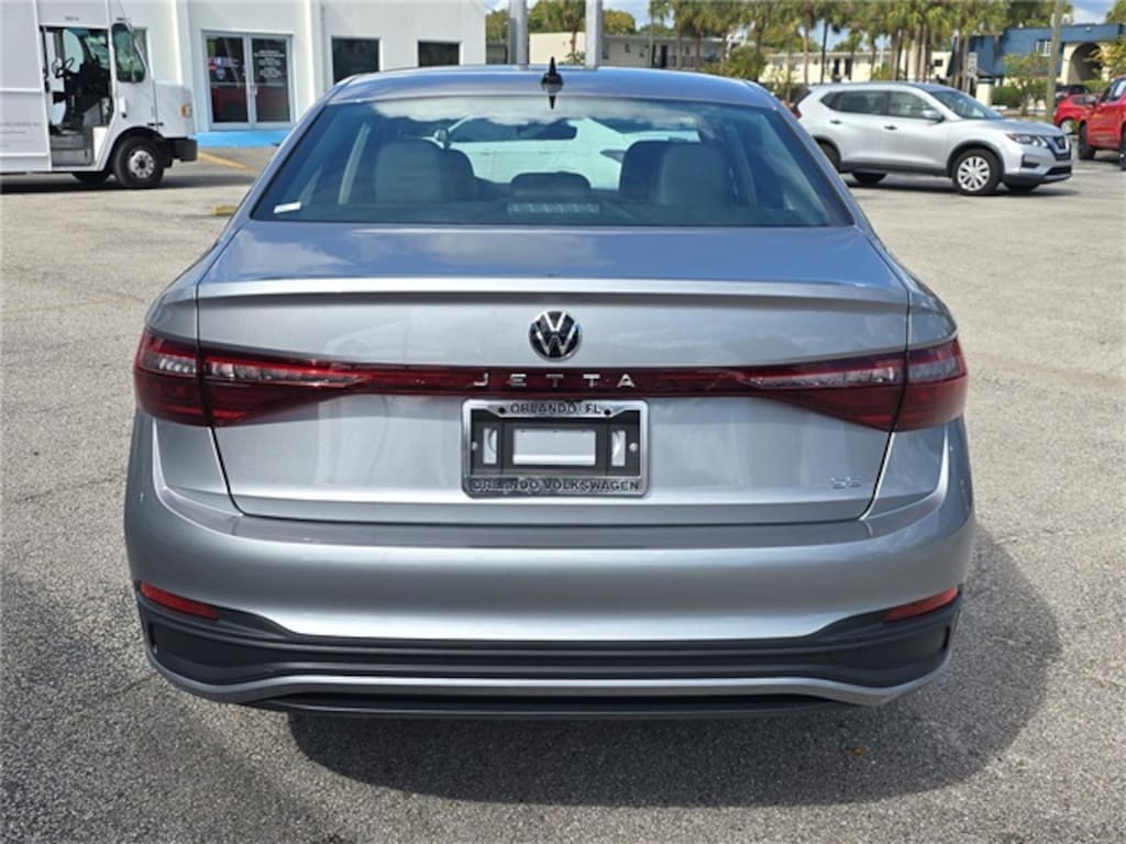 New 2026 Volkswagen Jetta 1.5T SE Sedan