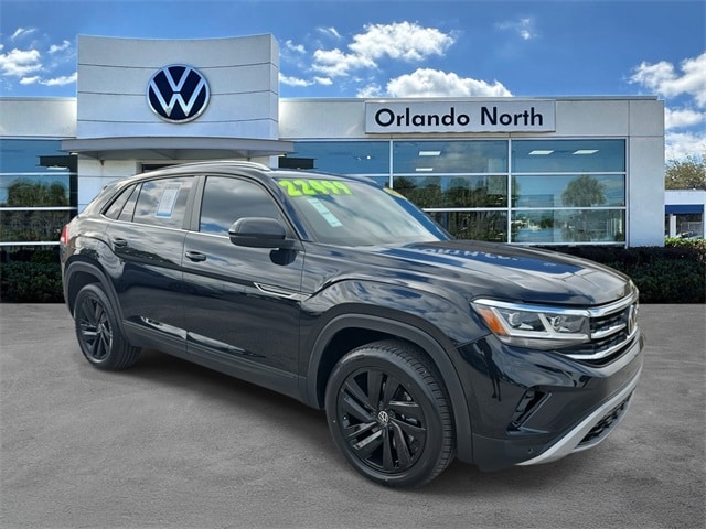 2022 Volkswagen Atlas Cross Sport SE w/Tech's photo