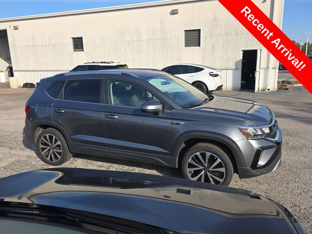 2023 Volkswagen Taos SE