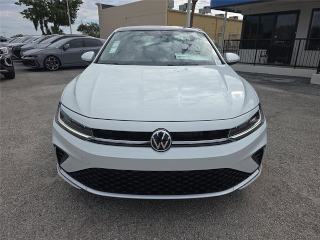 New 2026 Volkswagen Jetta 1.5T SE Sedan