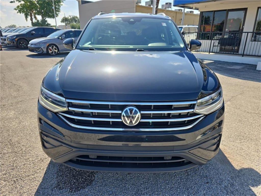 Used 2023 Volkswagen Tiguan 2.0T SE SUV