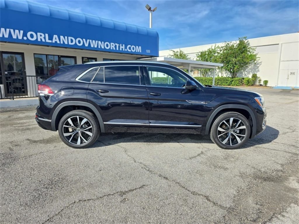 New 2025 Volkswagen Atlas Cross Sport 2.0T SEL Premium R-Line SUV