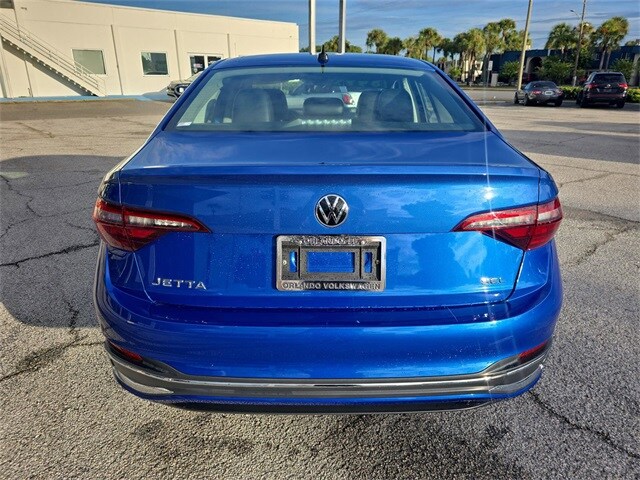 2022 Volkswagen Jetta 1.5T SEL photo 3
