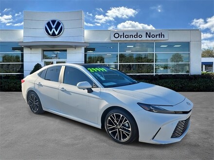 2025 Toyota Camry XLE Sedan