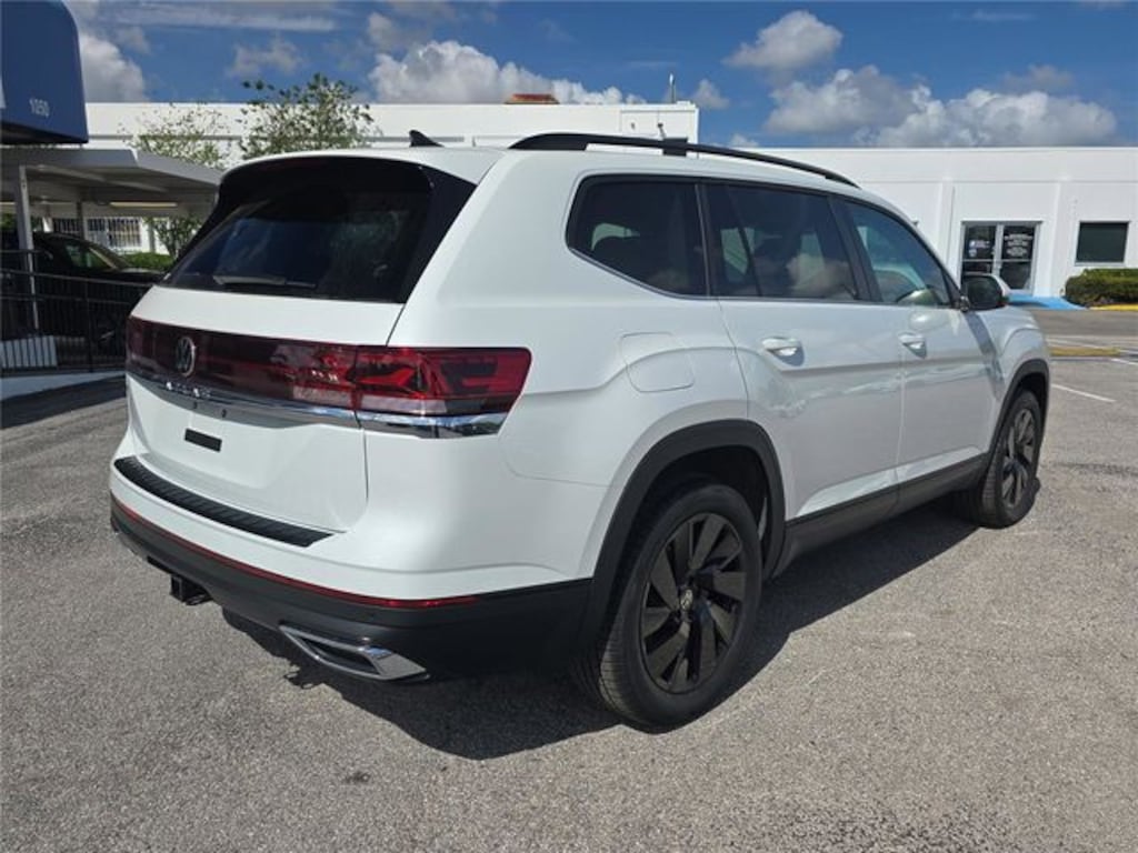 New 2026 Volkswagen Atlas 2.0T SE w/Technology SUV