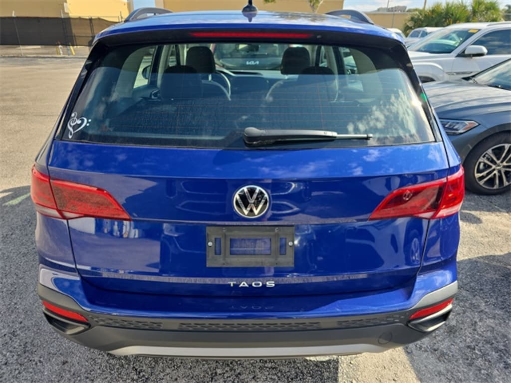 Used 2024 Volkswagen Taos 1.5T S SUV