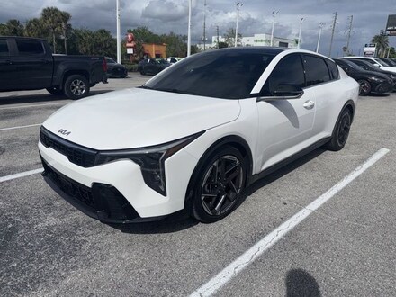 2025 Kia K4 GT-Line Sedan