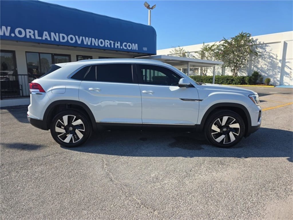 New 2026 Volkswagen Atlas Cross Sport 2.0T SEL SUV