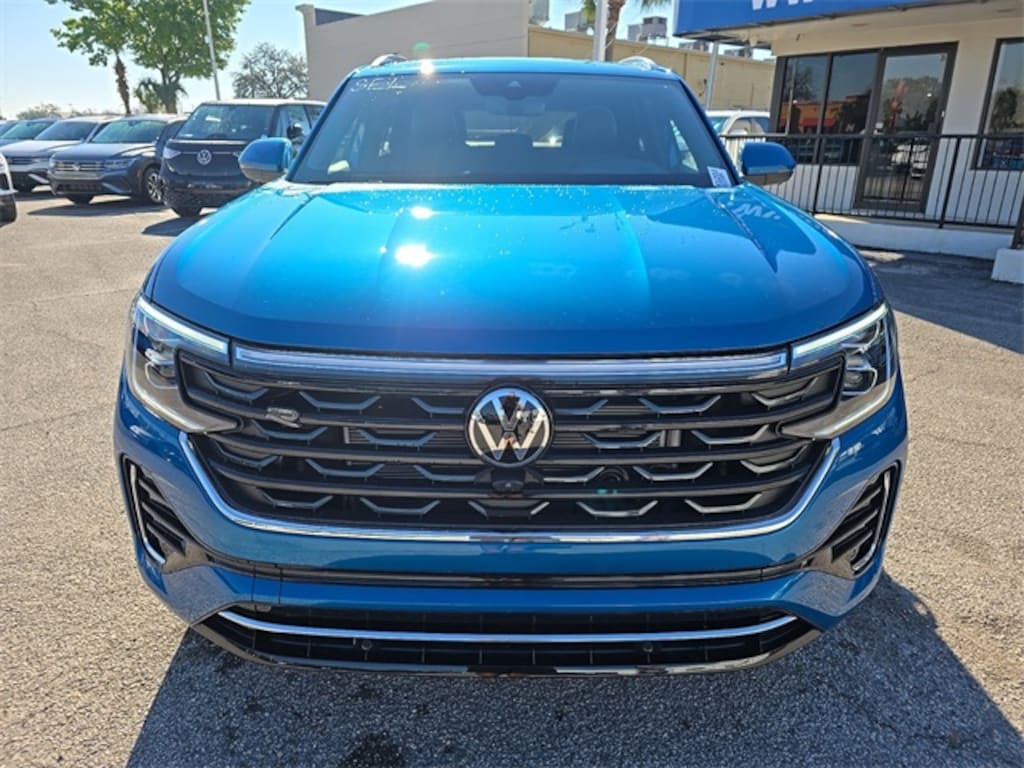 New 2025 Volkswagen Atlas Cross Sport 2.0T SEL Premium R-Line SUV