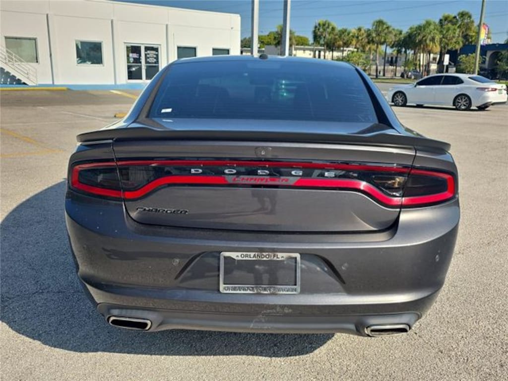 Used 2019 Dodge Charger SXT Sedan