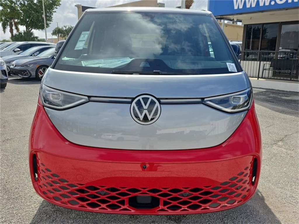 New 2025 Volkswagen ID. Buzz Pro S Plus Van Passenger Van