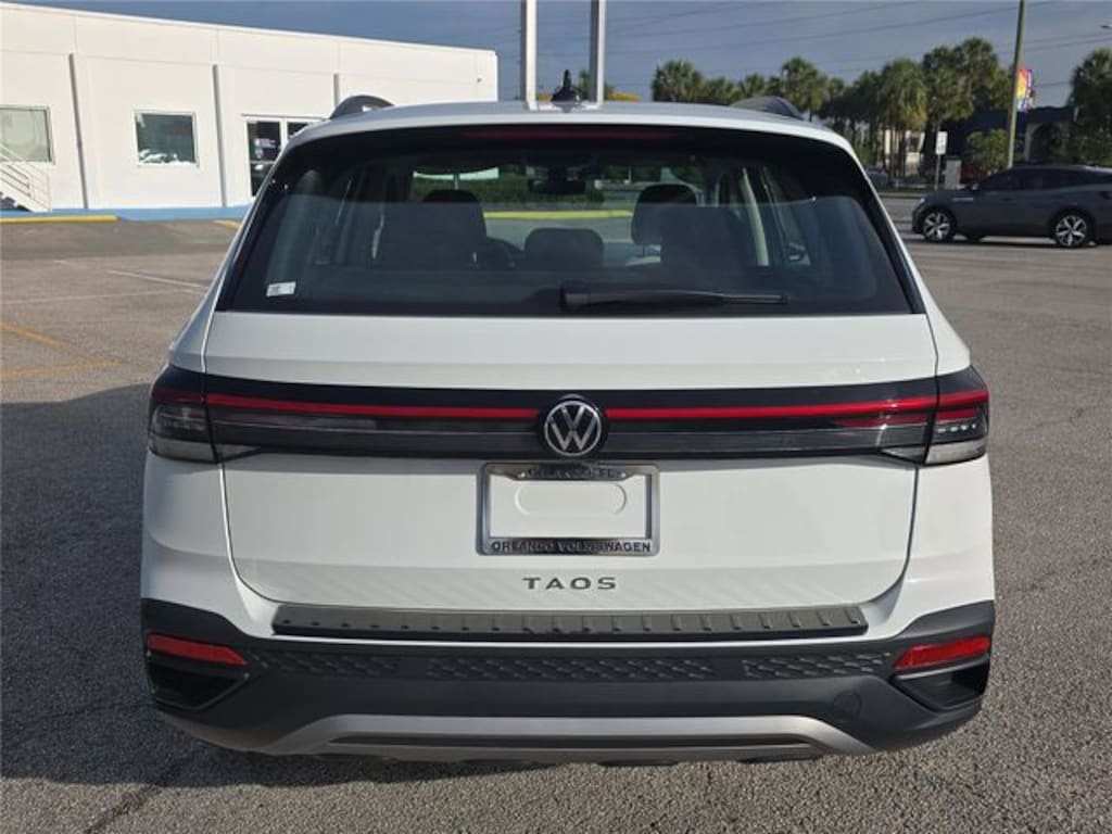 Used 2026 Volkswagen Taos 1.5T S SUV
