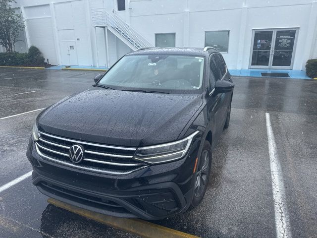 2023 Volkswagen Tiguan SE