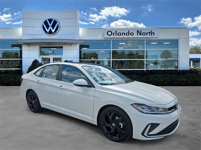 2026 Volkswagen Jetta SE's photo