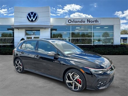 2025 Volkswagen Golf GTI 2.0T SE Hatchback