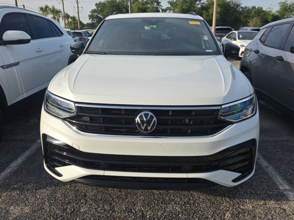 Used 2024 Volkswagen Tiguan 2.0T SE R-Line Black SUV