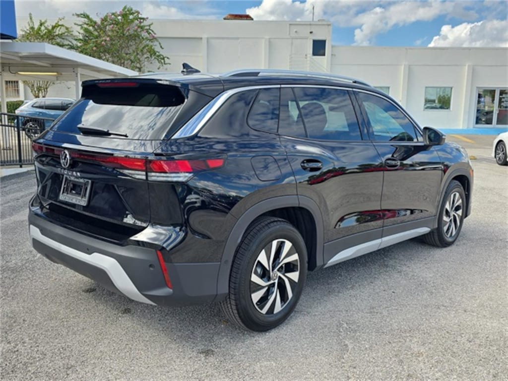 New 2026 Volkswagen Tiguan 2.0T S SUV