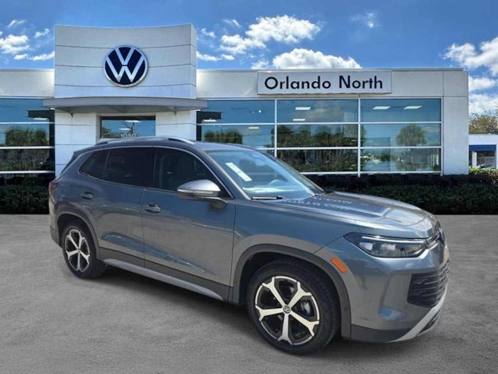 New 2026 Volkswagen Tiguan 2.0T SE SUV